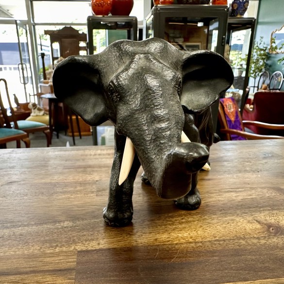 Meiji Elephant 2